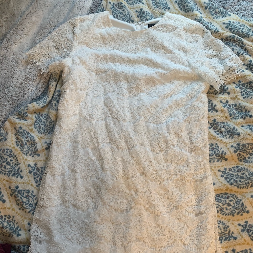Lulu’s White Lace Dress